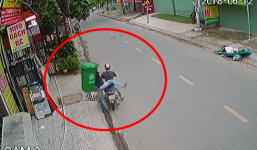 TP.HCM: Hai thanh niên phối hợp diễn sâu rồi ăn trộm cái thùng rác một cách đầy khó hiểu