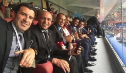 Bức ảnh gây bão trong ngày khai mạc World Cup: 10 huyền thoại ngồi chung một hàng ghế