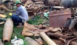 Cưa bom lấy thuốc nổ, một người tử vong