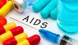 Năm 2019: 100\% bệnh nhân HIV sẽ có thẻ BHYT