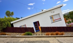 Ngắm con đường dốc nhất thế giới với độ dốc 35\%, làm chủ yếu từ bê tông vì lo nhựa đường bị chảy xuống