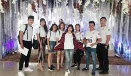 Cả công ty hợp sức giúp cô bạn đu theo trào lưu, vô tình hại sếp bị ngã sấp mặt