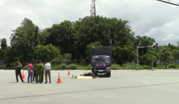 Tông đầu xe tải giữa ngã tư, nam thanh niên tử vong trên đường về nhà