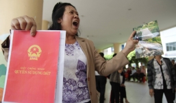 Dân Thủ Thiêm bức xúc khi được đền bù 793 triệu đồng cho 221 m2 đất