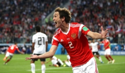 Salah 'nổ súng', chỉ để làm nền cho chiến thắng hủy diệt của Nga rồi xách vali về nước