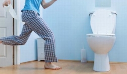 Vừa ngủ dậy đi tiểu ngay lập tức có tốt không: Lâu nay nhiều người vẫn làm mà không hiểu