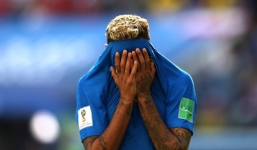 Kiên cường đến tận phút cuối cùng, Costa Rica khiến Neymar khóc như trẻ con khi hết trận