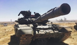 Tăng T-90 yểm trợ đặc nhiệm Syria rầm rập tiến về phía Tây Nam: Trận quyết chiến khai cuộc