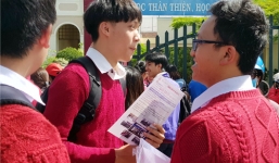 Lâm Đồng: Hai thi sinh phải cấp cứu trong khi đang làm bài thi Ngữ văn