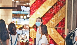 Chia tay tỷ phú mà không có danh phận, kiều nữ Hồng Kông sống tiết kiệm, săn đồ lót giảm giá ở siêu thị