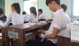 Đang làm bài thì chuông điện thoại reo, thí sinh bị đình chỉ thi tất cả các môn trong kỳ thi THPT Quốc gia 2018