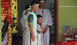 Điện giật 7 người cùng họ hàng thương vong: Đại tang xóm nghèo, 'mẹ già con nhỏ sống sao đây'!