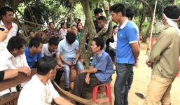 Vụ 4 người trồng cột điện tử vong: Khoảnh khắc 7 người bị vất văng sau tiếng 'rẹt rẹt'