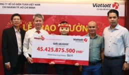 Bà nội trợ bỗng dưng trúng 45 tỷ đồng khi đi dạo phố