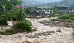 Nỗi đau xé lòng của người cháu không thể về Lai Châu tiễn đưa ông bà lần cuối