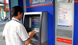 Hai khách hàng DongA Bank bất ngờ mất hơn 200 triệu đồng trong thẻ ATM