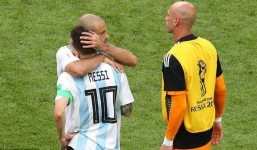 Sao đầu tiên của Argentina tuyên bố giải nghệ, rồi sẽ đến lượt Messi và Di Maria?