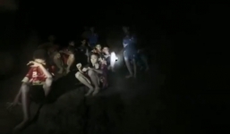 Hé lộ cách sinh tồn của đội bóng Thái Lan kẹt trong hang ngập nước suốt 10 ngày