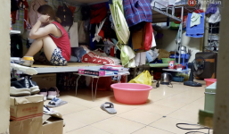 Nhà trọ biến thành lò lửa 40 độ C, sinh viên Hà Nội 'tập kết' toàn bộ quạt trong phòng để tạo gió cũng không ăn thua