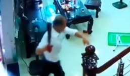 Hà Nội: Làm rõ vụ Trạm trưởng Trạm Y tế chém 3 người thương vong tại Sóc Sơn