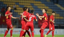 ĐT nữ Việt Nam chói sáng: Sút 10 cú, cả 10 đều thành bàn vào lưới Singapore