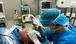 Hãi hùng đỉa dài 4 cm sống gần một tháng trong mũi bệnh nhi ở Quảng Ngãi