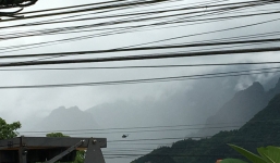 Giải cứu đội bóng Thái Lan: Mưa như trút nước ở hang Tham Luang, trực thăng xuất hiện 