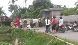 Vợ dùng áo siết cổ chồng đến chết trong ngày giỗ bố