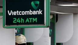 Vietcombank nói gì sau khi 'dội bom' hàng trăm tin nhắn trừ tiền khách hàng?