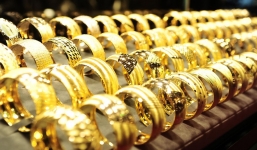 Giá vàng hôm nay 10/7: Bất ngờ tăng nhẹ
