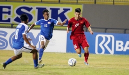 HLV Hoàng Anh Tuấn ngao ngán, trách học trò sau màn bị loại 'xấu xí' của U19 Việt Nam