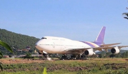 Thái Lan: Dân làng hốt hoảng khi sáng mở mắt dậy bỗng thấy chiếc máy bay Boeing đậu giữa đồng