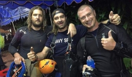 Chân dung những người hùng mang lại ánh sáng cho đội bóng nhí bị mắc kẹt ở Thái Lan