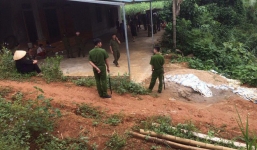 Bắt giam người vợ dùng áo siết cổ chồng đến chết trong ngày giỗ bố