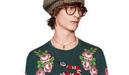 Tại sao quần áo hàng hiệu lại đắt đỏ đến như vậy?