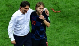 Chỉ trích báo chí Anh 'tiêm thuốc độc' cho Tam Sư, Modric khiến ối chuyên gia giật mình