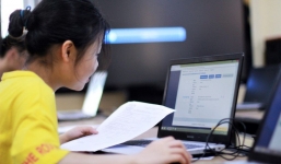 Sở GD&ĐT Hà Nội yêu cầu mở máy tính kết nối internet để thí sinh điều chỉnh nguyện vọng
