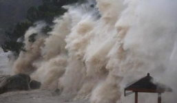 Hình ảnh bão Maria dữ dội tấn công Trung Quốc