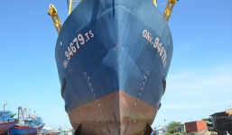 Vụ tàu vỏ thép vừa xuống nước đã hỏng máy: Công ty đóng tàu kiện ngược ngư dân ra tòa