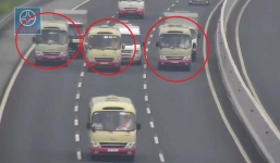 3 xe khách dàn hàng ngang chắn đường nhiều xe trên cao tốc Hà Nội - Hải Phòng