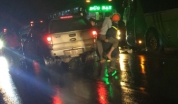 Tai nạn giao thông nghiêm trọng: Hai xe giường nằm tông mạnh, 24 người bị thương, tài xế và phụ xe mắc kẹt