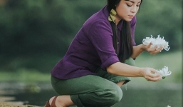 Nghẹn ngào xem “Cúc ơi!” của NSƯT Tố Nga, biết ơn 10 nữ thanh niên xung phong anh hùng Ngã ba Đồng Lộc