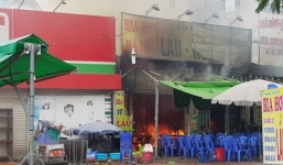 Quán bia ở Hà Nội cháy lớn trong mưa, nữ nhân viên trẻ tuổi thiệt mạng