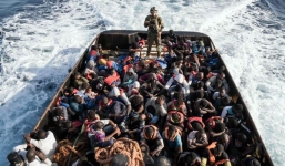 Úc trục xuất kẻ chở lậu người khiến 100 người tị nạn bỏ mạng