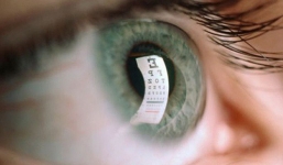 Cô gái 23 tuổi gần như bị mù vì có thói quen này trước khi đi ngủ, ai trong trường hợp như vậy cần phải cẩn trọng