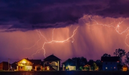 Sấm sét còn có cả mùi rất đặc trưng, bạn đã ngửi thấy bao giờ chưa?