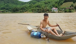 Nước sông dâng cao, hàng trăm hộ dân ở Thanh Hóa nháo nhào chạy lũ