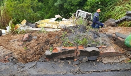 Hi hữu: Tài xế bị kẹt trong cabin, rơi xuống vách núi sâu 32m thoát nạn thần kỳ