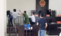 Kiểm sát viên và phóng viên bị hành hung trong phiên tòa: Lấy lời khai các đối tượng liên quan