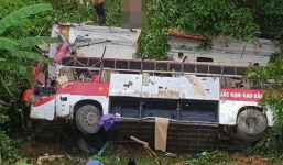Tiết lộ nguyên nhân vụ xe khách giường nằm lao xuống vực ở Cao Bằng